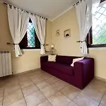 Ortensia Lucca Капаннори